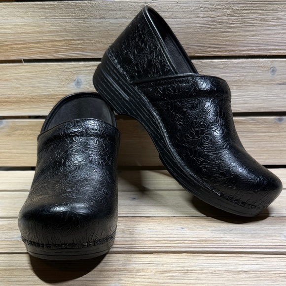 Dansko Shoes - Dansko Floral Tooled Leather Professional Stapled Clogs Euro Size 41